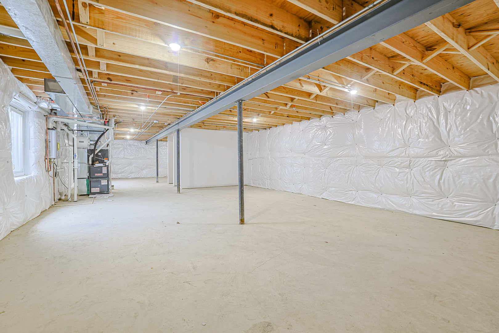 7948 West 74th Avenue Bridgeview, IL 60455 - Photo 37 of 39 a view of an empty room