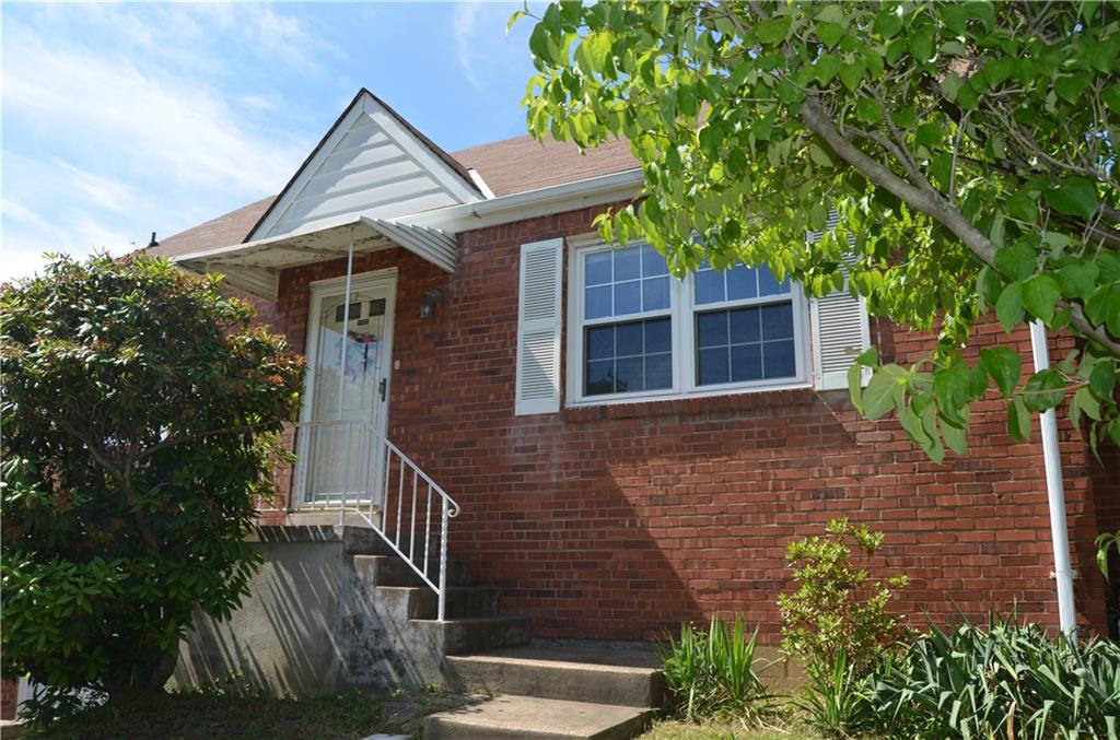1033 Connor Road Castle Shannon, PA 15234 - Photo 1 of 15 Gallery Image 1