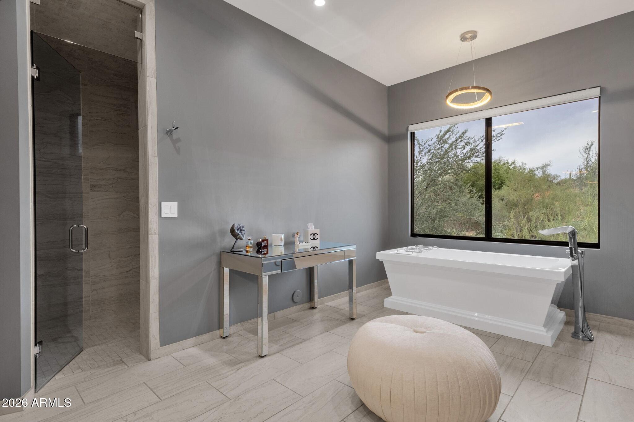 9547 Rock Ridge Trail Fountain Hills, AZ 85268 - Photo 28 of 68 028_Primary Soaking Tub