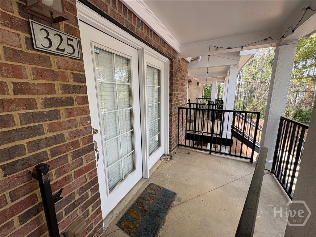 1035 South Barnett Shoals Road, Unit 325 Athens, GA 30605 - Photo 3 of 19 Gallery Image 3