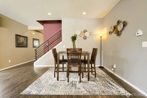 $925,950 | 10701 Southeast 188th Street, Renton, WA 98055