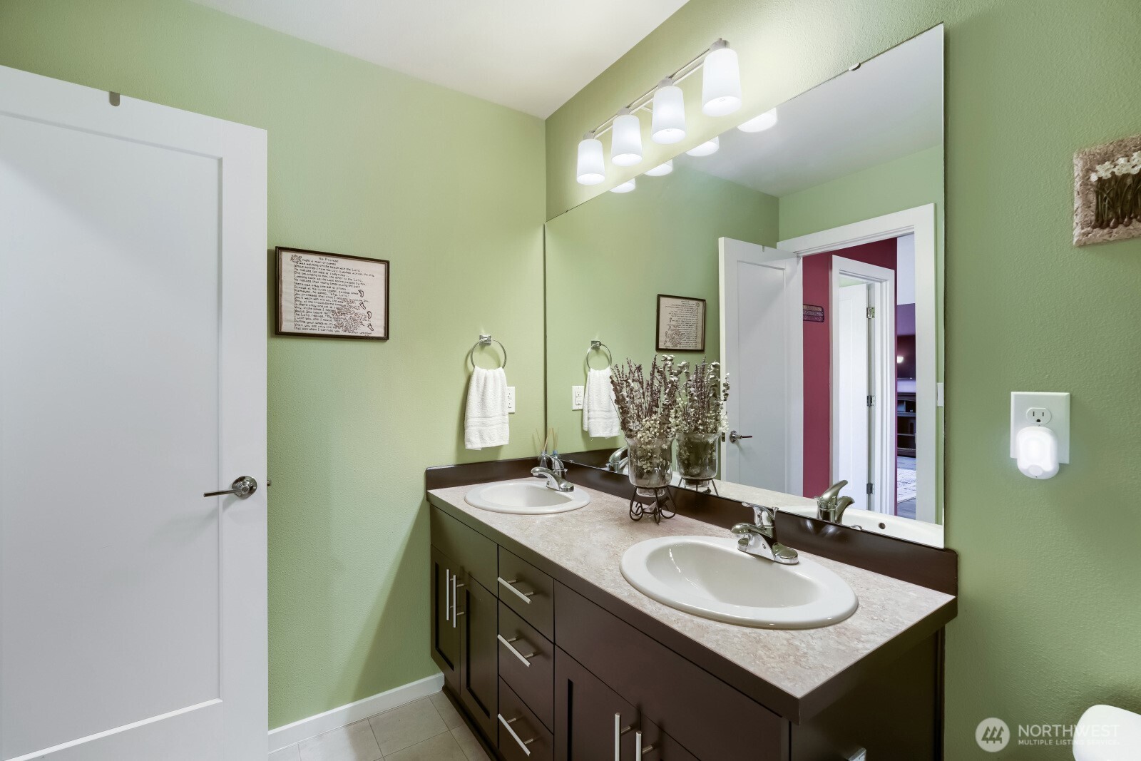 10701 Southeast 188th Street Renton, WA 98055 - Photo 17 of 30