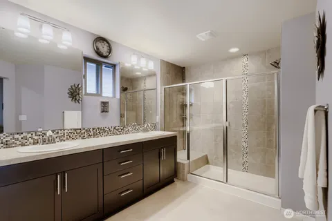 $925,950 | 10701 Southeast 188th Street, Renton, WA 98055