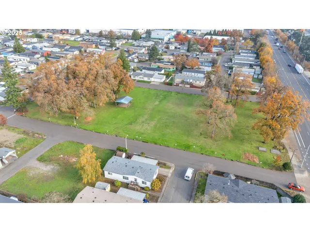 a picture of city view