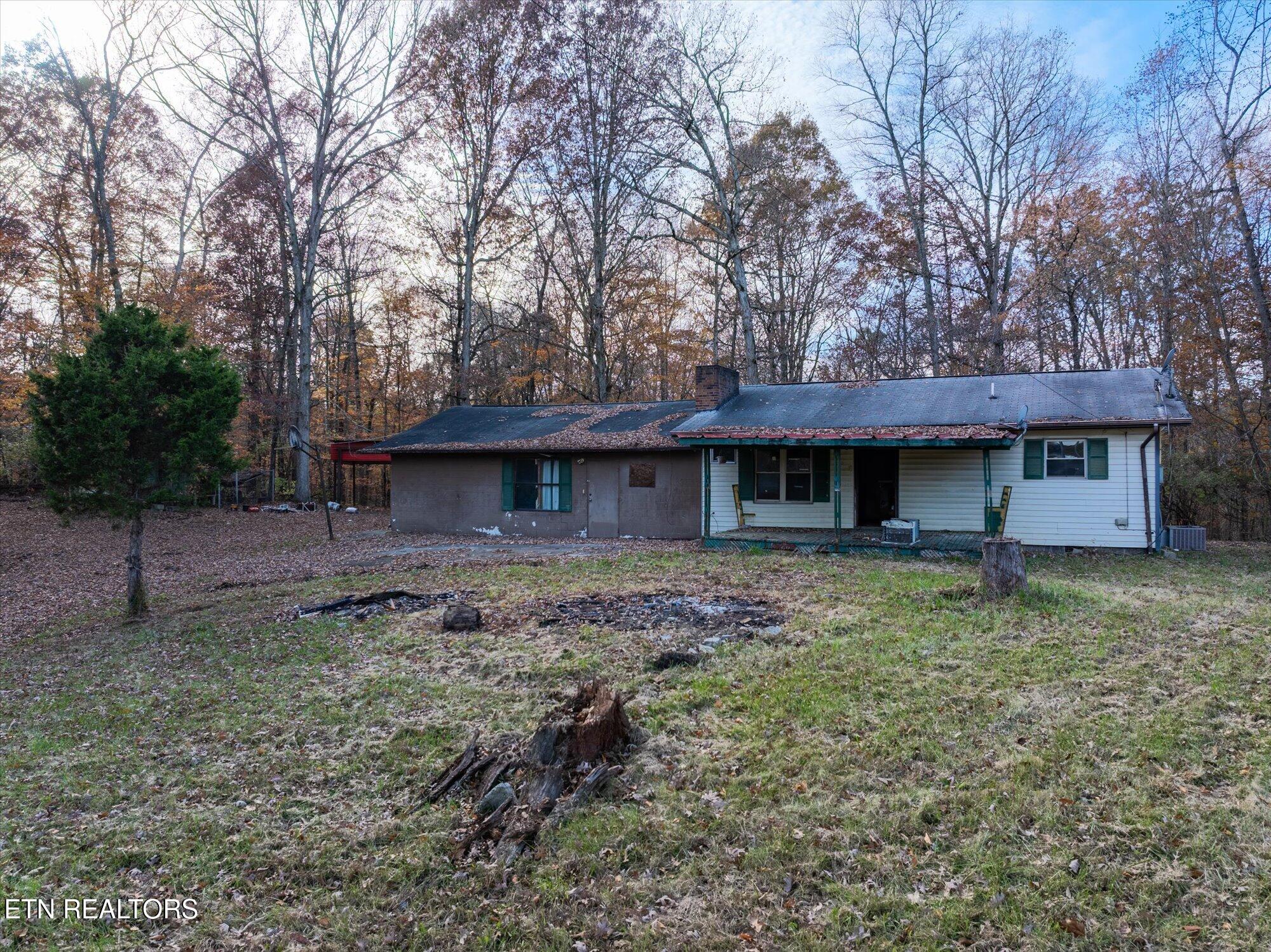 513 McCubbins Road Knoxville, TN 37924 - Photo 2 of 10 12-513-McCubbins-Rd-Knoxville-TN-12