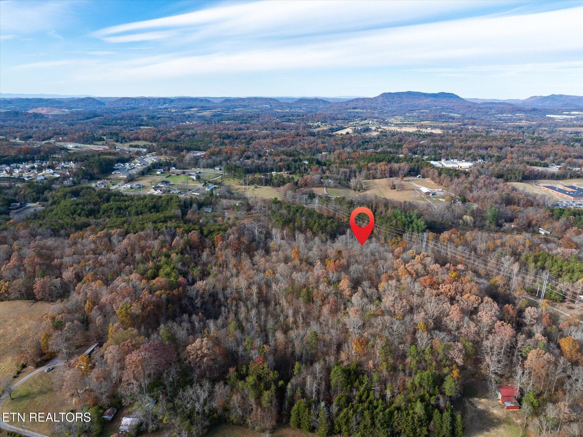 513 McCubbins Road Knoxville, TN 37924 - Photo 6 of 10 05-513-McCubbins-Rd-Knoxville-TN-5