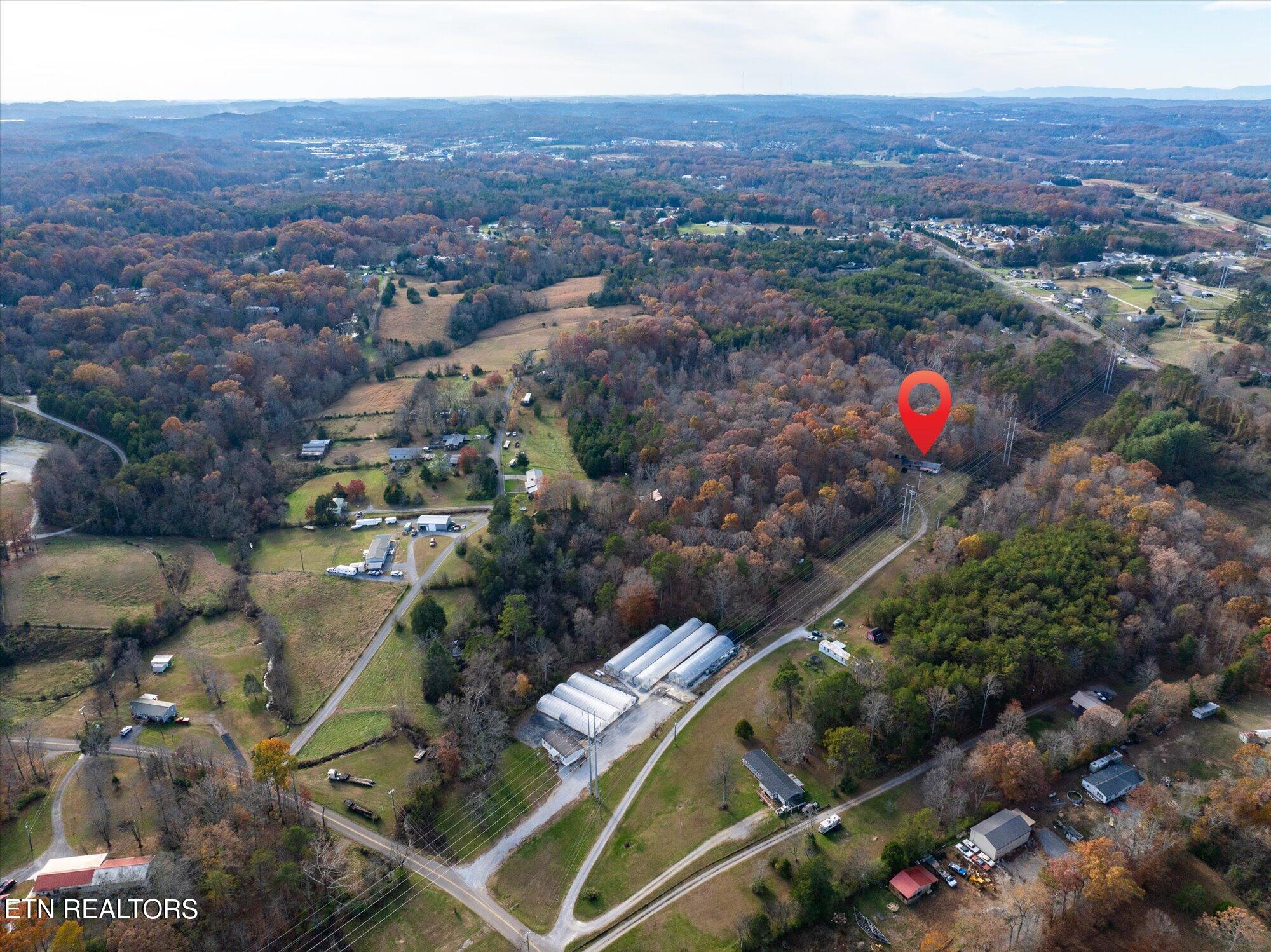 513 McCubbins Road Knoxville, TN 37924 - Photo 7 of 10 09-513-McCubbins-Rd-Knoxville-TN-9