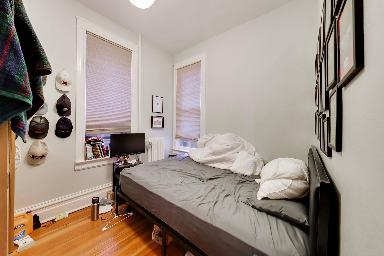 2815 North Racine Avenue, Unit 2 Chicago, IL 60657 - Photo 12 of 15