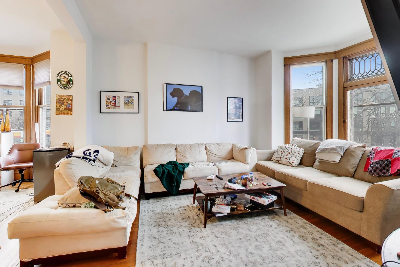 2815 North Racine Avenue, Unit 2 Chicago, IL 60657 - Photo 2 of 15