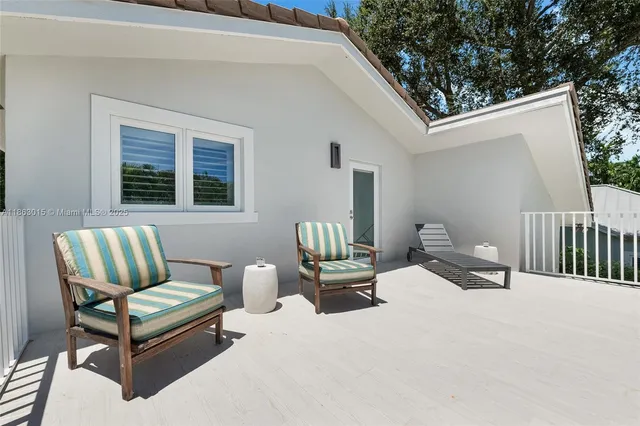 $3,195,000 | 7255 Southwest 55th Avenue, Miami, FL 33143