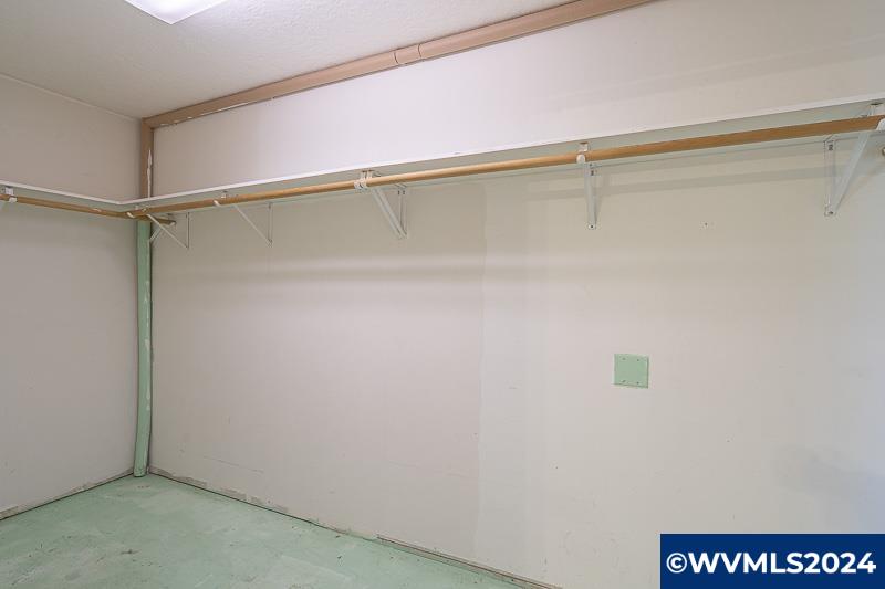 1680 Rainier Road Woodburn, OR 97071 - Photo 32 of 42 Gallery Image 32