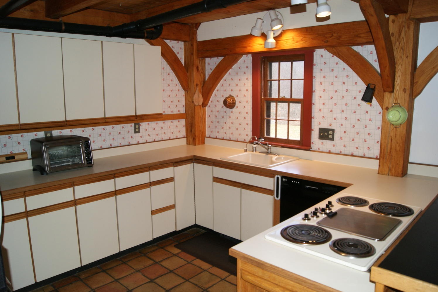 1038 Mountain Road Troy, NH 03452 - Photo 8 of 25