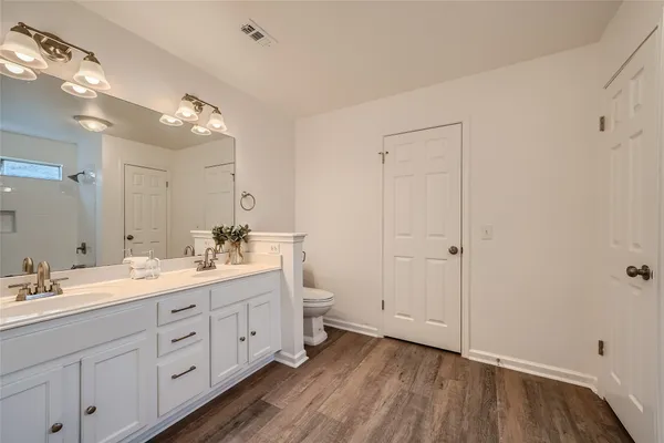 $2,100 | 905 Jasmine Trail, Georgetown, TX 78626