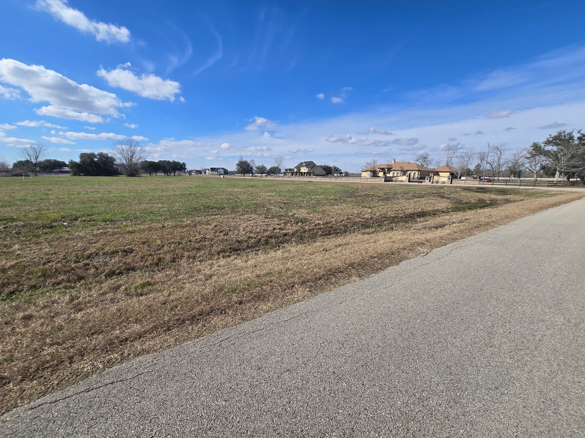 2803 Pearce Meadow Rosharon, TX 77583 - Photo 4 of 13 Neighborhood lake.