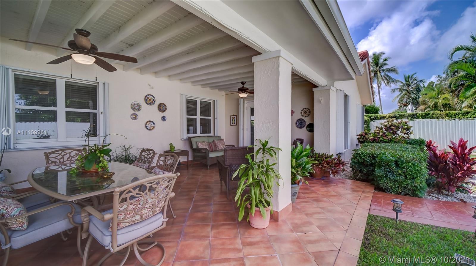 8453 Southwest 83rd Street Miami, FL 33143 - Photo 19 of 26 Gallery Image 19