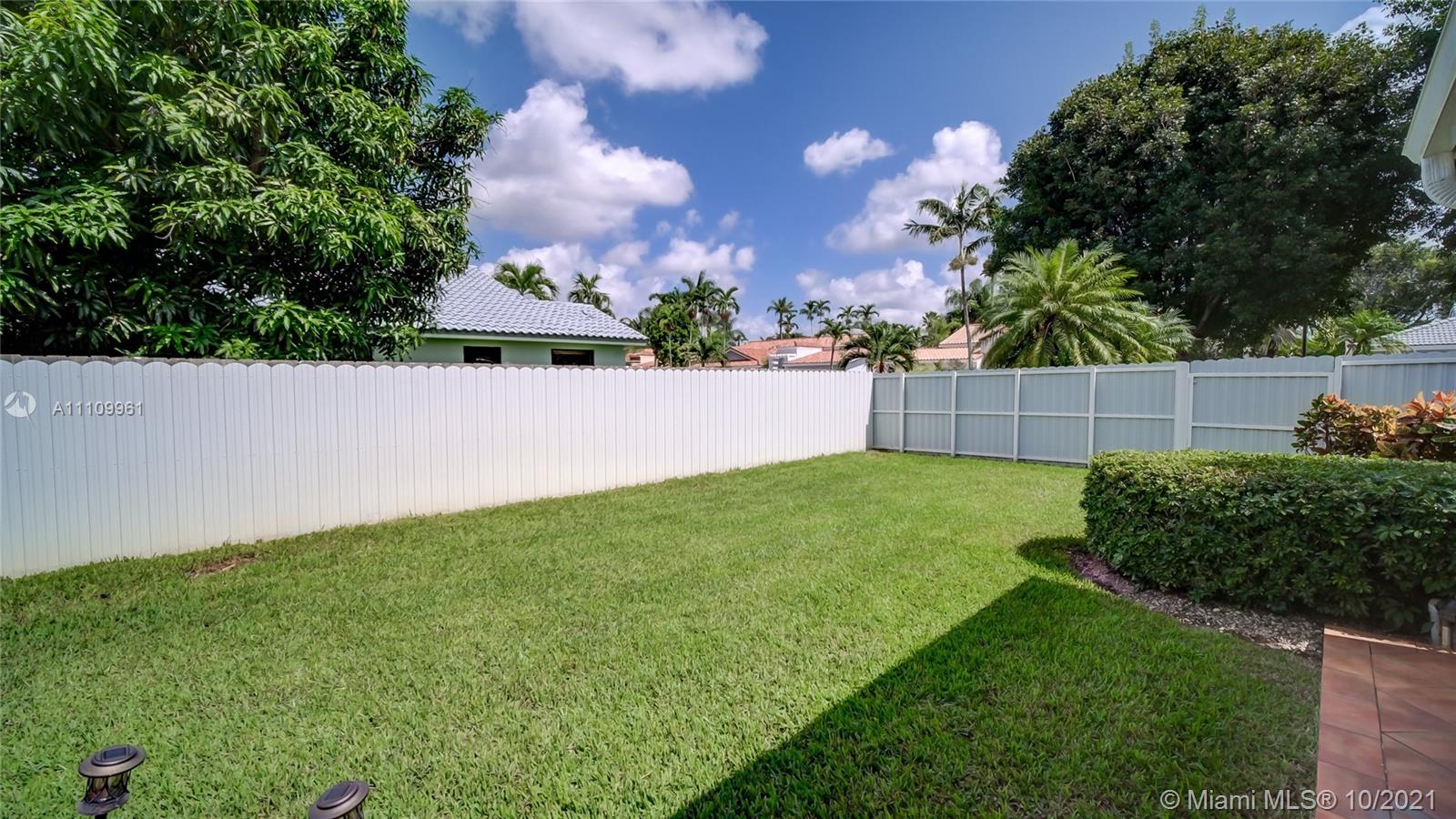 8453 Southwest 83rd Street Miami, FL 33143 - Photo 20 of 26 Gallery Image 20