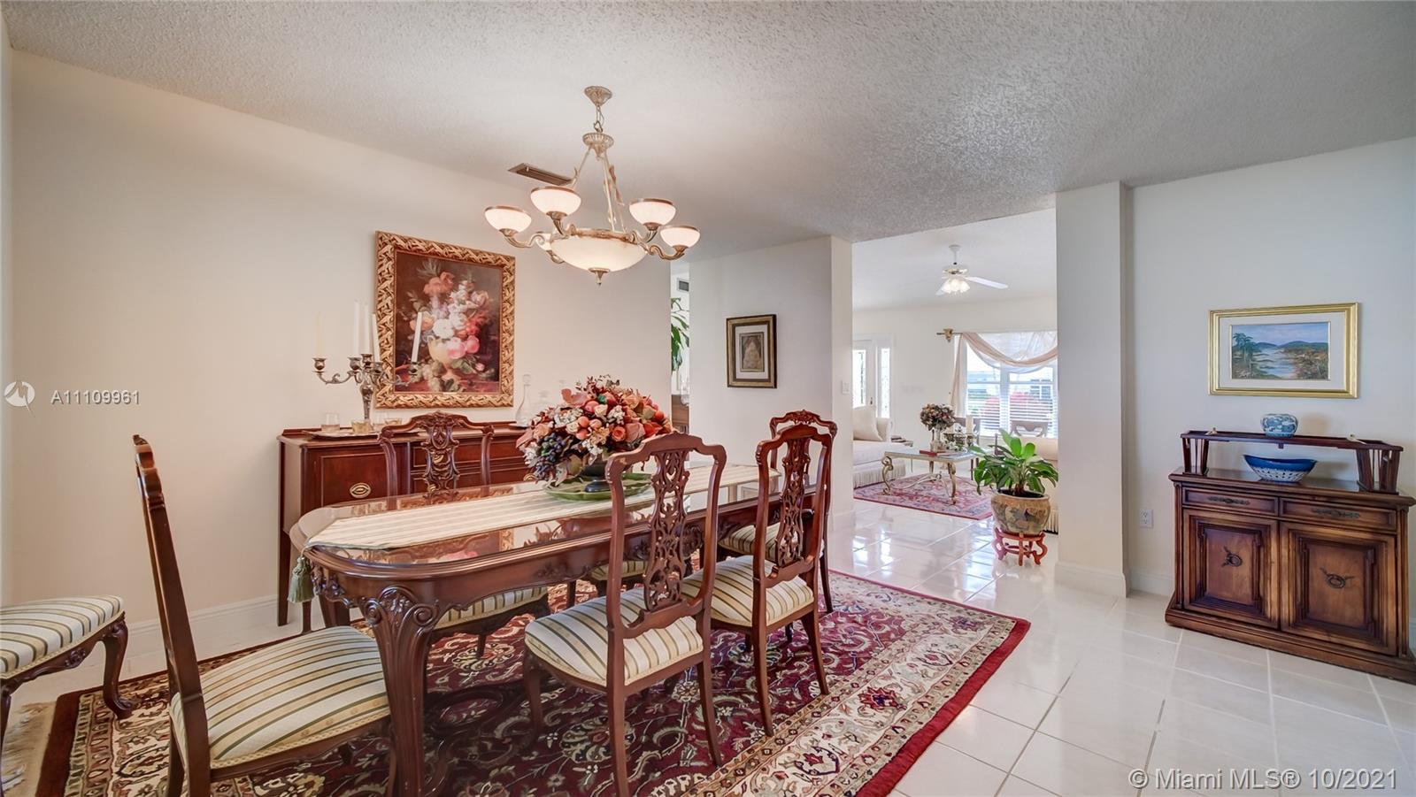 8453 Southwest 83rd Street Miami, FL 33143 - Photo 6 of 26 Gallery Image 6