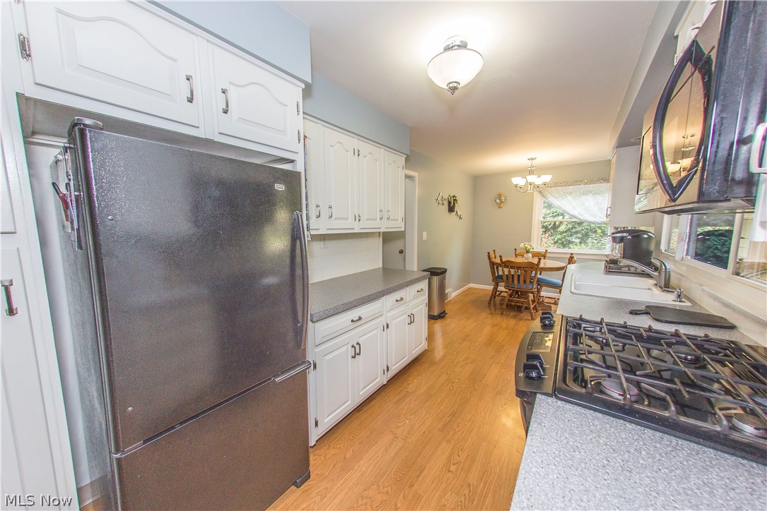 264 South Miller Road Akron, OH 44333 - Photo 15 of 35
