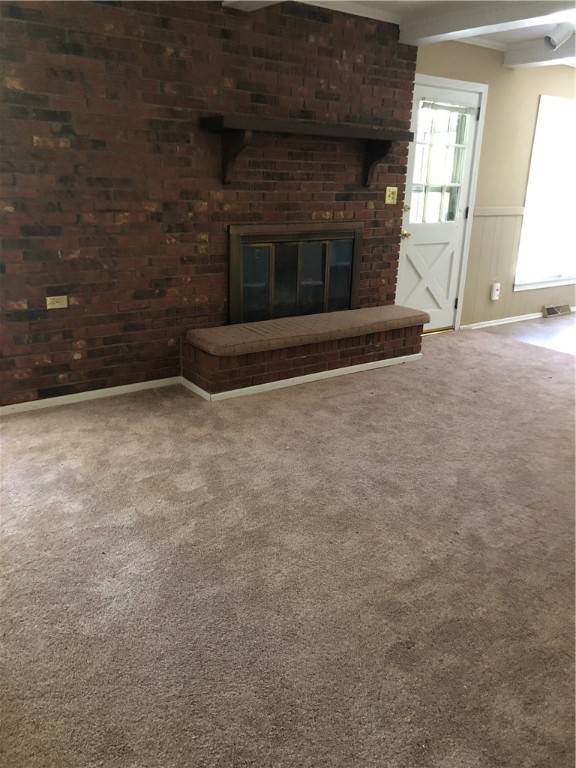 127 Canterbury Road Pendleton, SC 29670 - Photo 16 of 46 Family Room with Gas Log Fireplace, Door to Screen