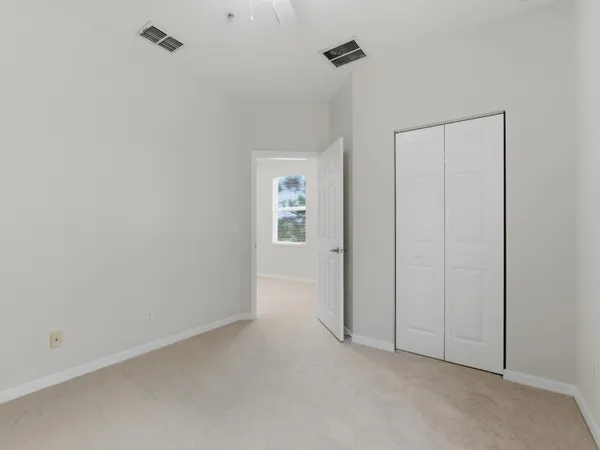 $2,500 | 978 Pipers Cay Drive, West Palm Beach, FL 33415