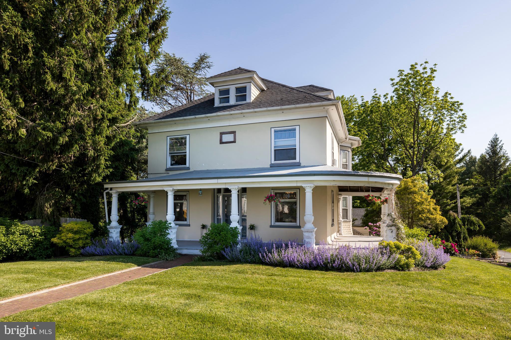 623 Ridge Road Spring City, PA 19475 - Photo 1 of 49