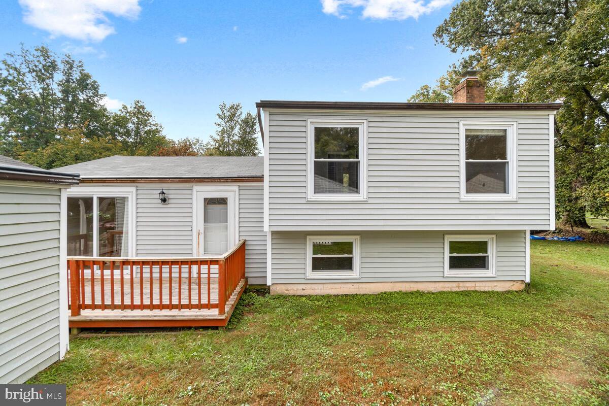 6772 Pyramid Way Columbia, MD 21044 - Photo 1 of 24 Split Level Home w/carport