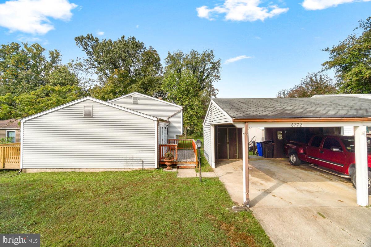 6772 Pyramid Way Columbia, MD 21044 - Photo 3 of 24 Carport