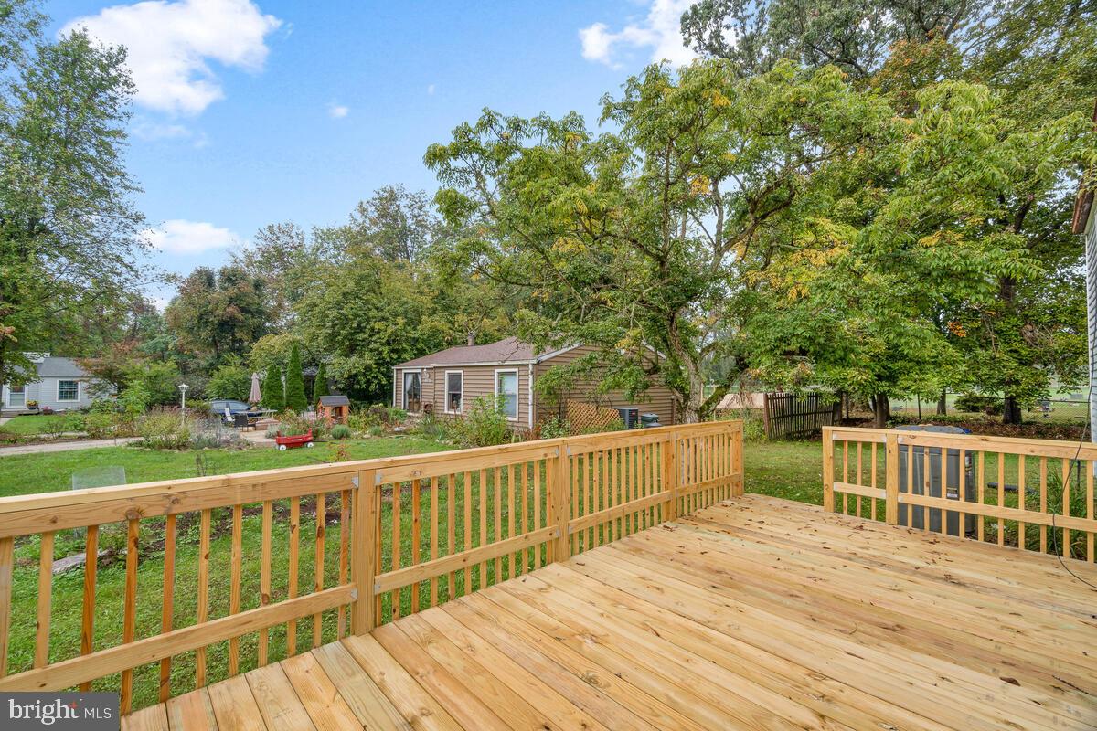 6772 Pyramid Way Columbia, MD 21044 - Photo 22 of 24 New Deck