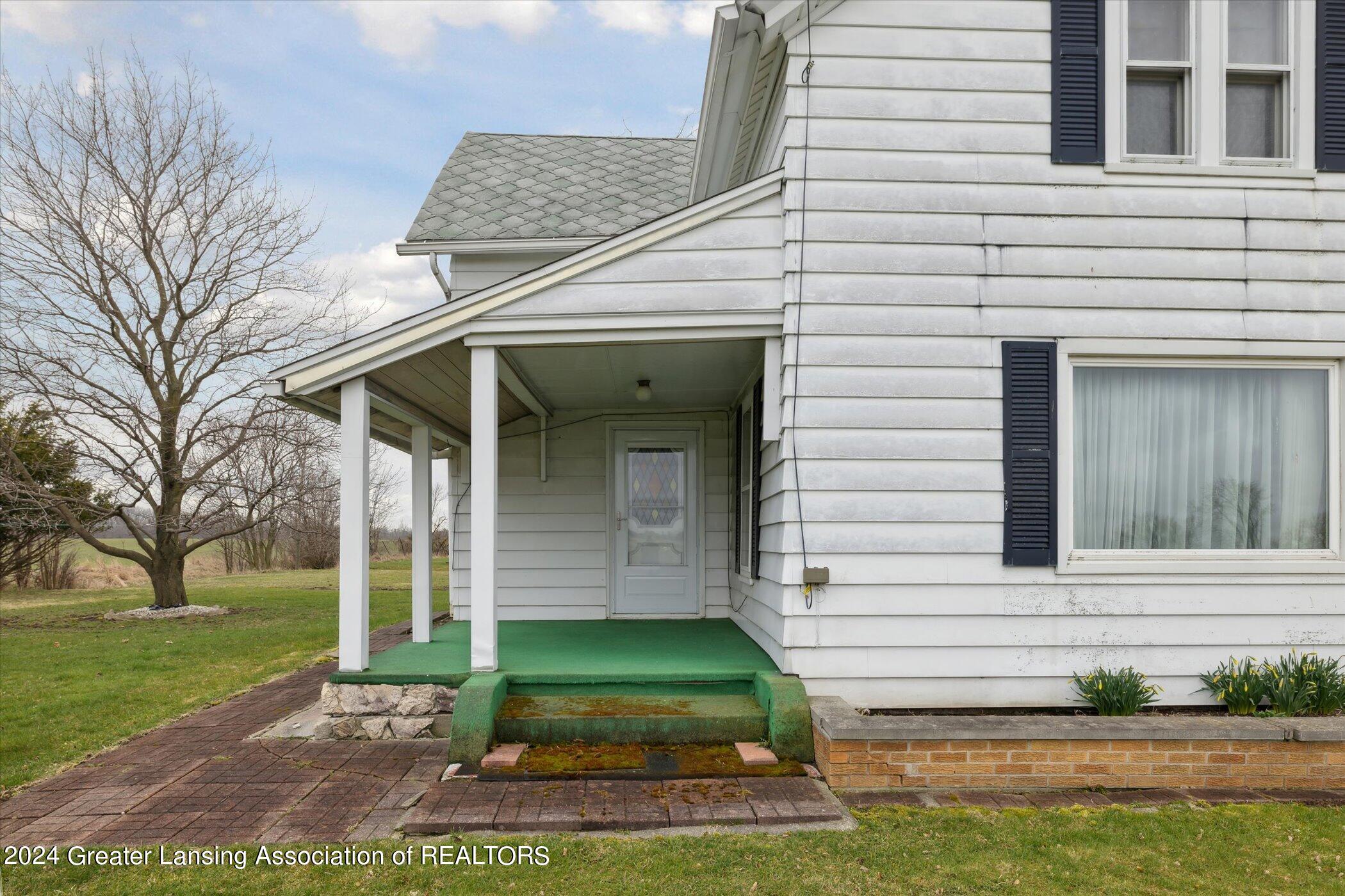 1701 West Wilkinson Road Owosso, MI 48867 - Photo 6 of 38 06-1701-W-Wilkinson-Rd-Owosso-MI-48867-W