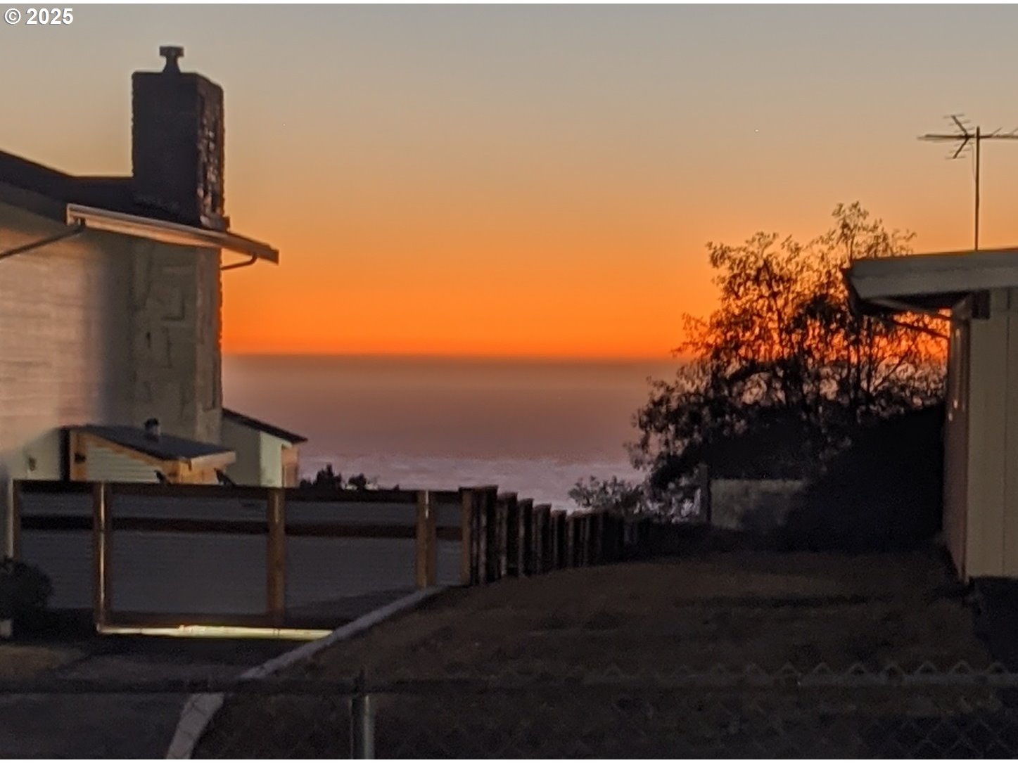 814 Paradise Lane Brookings, OR 97415 - Photo 3 of 47 View
