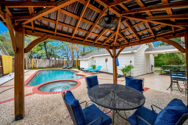 a outdoor view with a sitting space