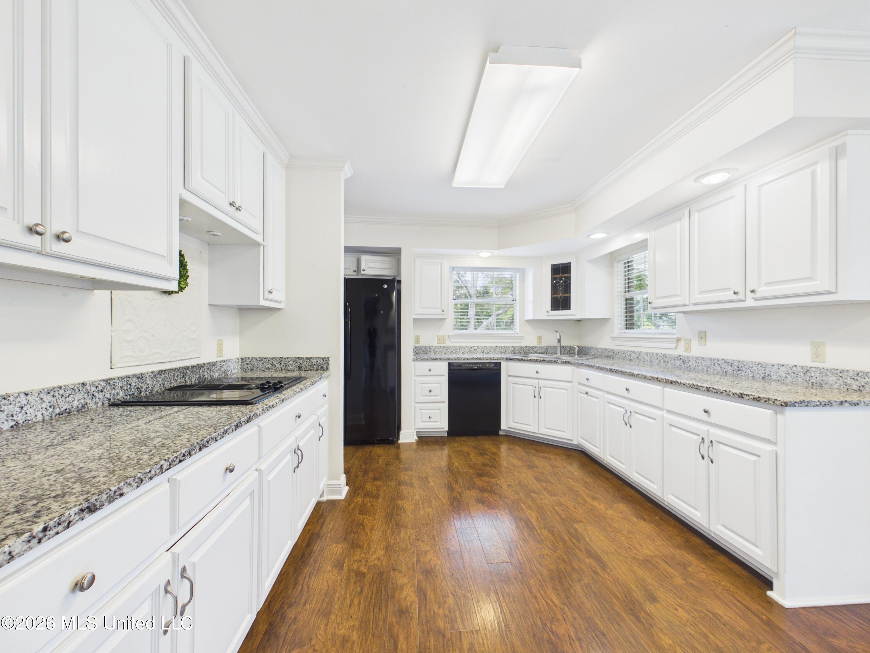 1068 Conley Circle Ocean Springs, MS 39564 - Photo 16 of 41 CAM04449G0-PR0046-STILL054