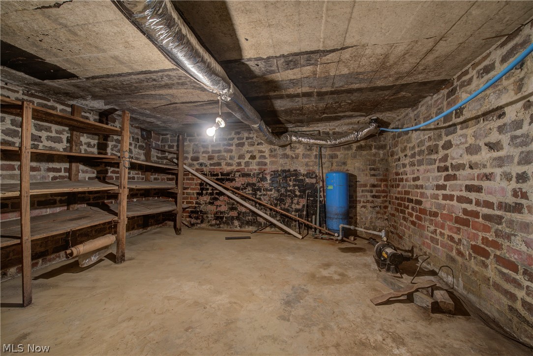 343 Bellus Road Hinckley, OH 44233 - Photo 40 of 49 Basement