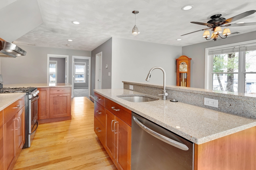 61 Trull Road Tewksbury, MA 01876 - Photo 8 of 37 Gallery Image 8