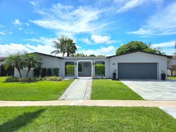 $5,100 | 8730 Northwest 17th Court, Pembroke Pines, FL 33024