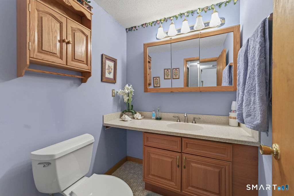 25 Florence Road, Unit 19 Branford, CT 06405 - Photo 12 of 28 Gallery Image 12