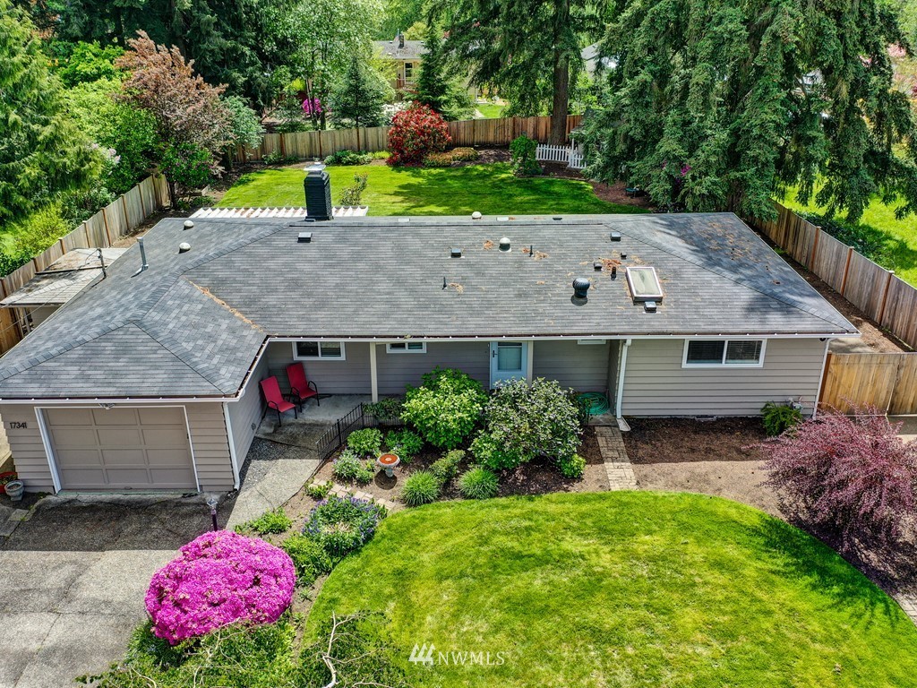17341 Southeast 134th Street Renton, WA 98059 - Photo 2 of 36 an aerial view of a house