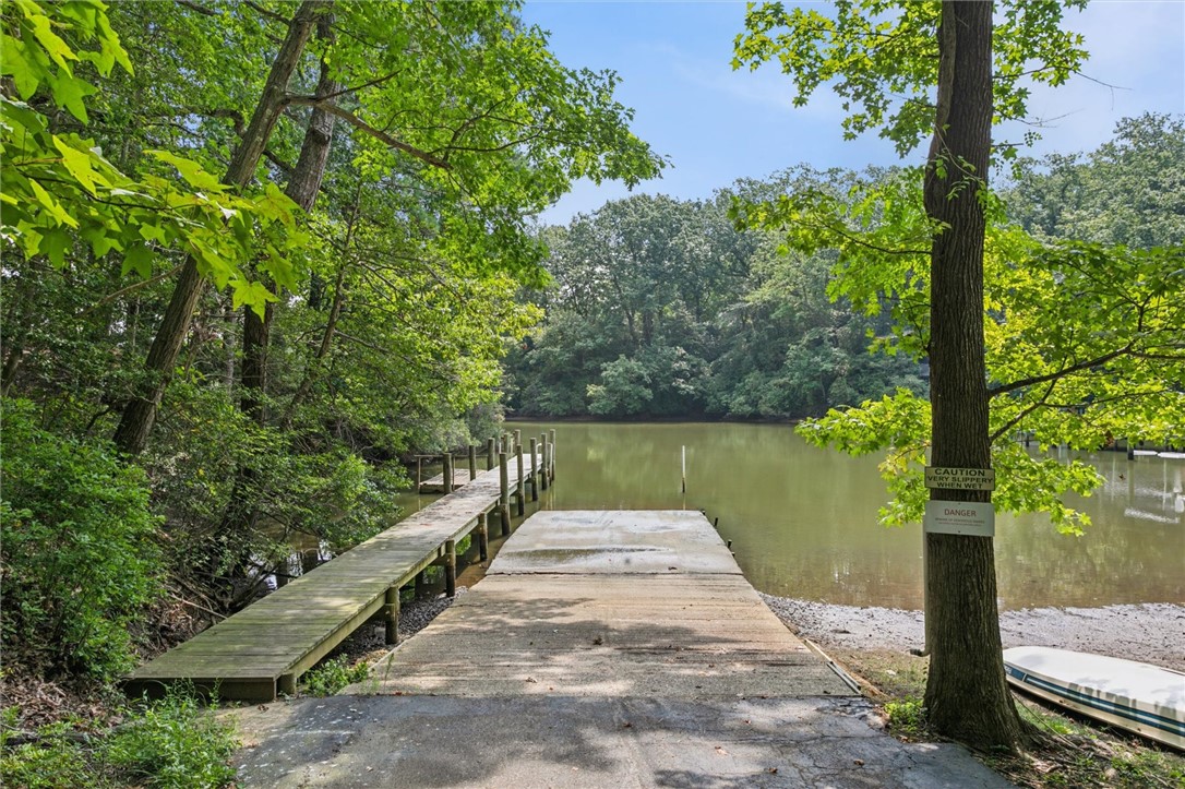 97 Villa Ridge Drive, Unit 2F Hartfield, VA 23071 - Photo 42 of 50 Community Boat Ramp