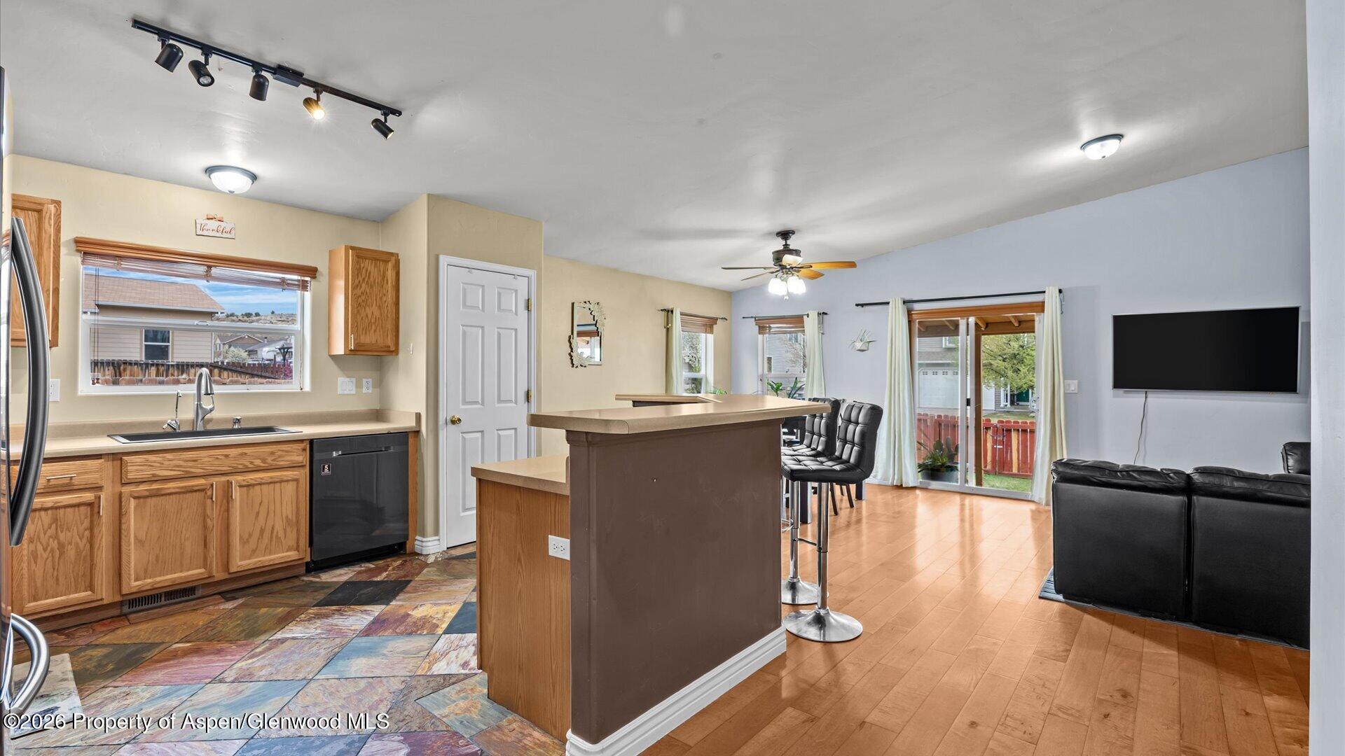 2606 Shawnee Court Rifle, CO 81650 - Photo 7 of 27 07-2606 Shawnee Ct-7