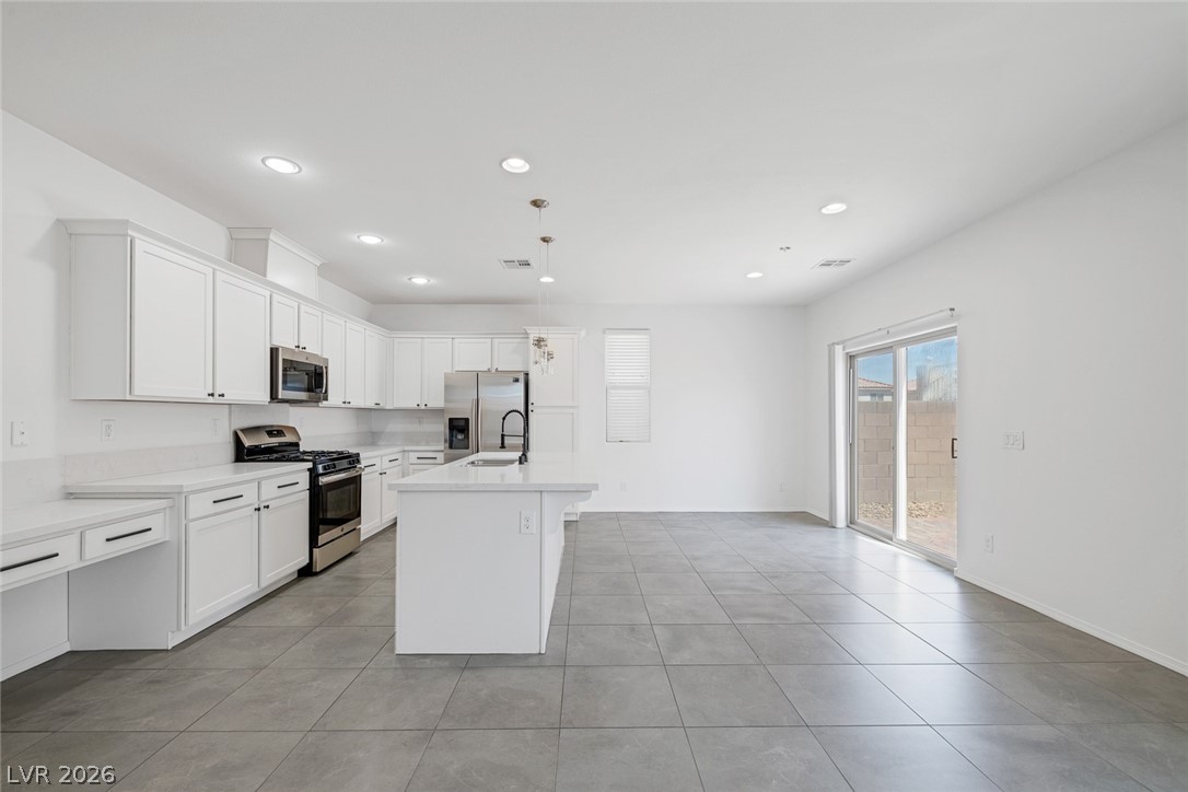 5120 Fiery Sky Ridge Street Las Vegas, NV 89148 - Photo 7 of 41