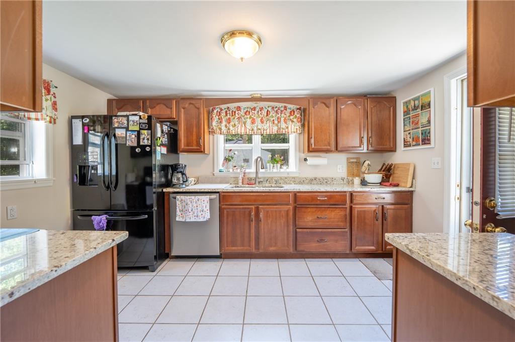 1420 Bethel Church Road Latrobe, PA 15650 - Photo 11 of 34