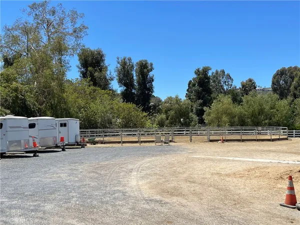 $4,800 | 629 North Buttonbush Trail, Orange, CA 92869