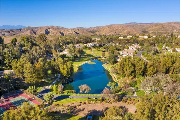 $4,800 | 629 North Buttonbush Trail, Orange, CA 92869