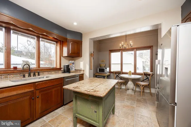 $725,000 | 241 West Anderson Avenue, Phoenixville, PA 19460