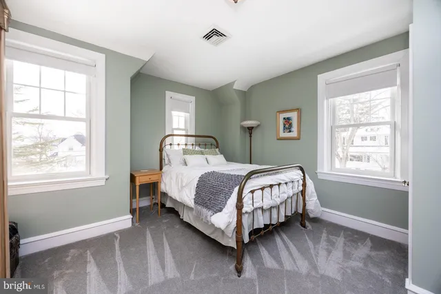 $725,000 | 241 West Anderson Avenue, Phoenixville, PA 19460