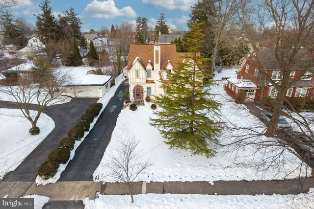 $725,000 | 241 West Anderson Avenue, Phoenixville, PA 19460