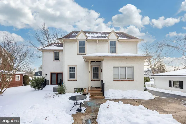 $725,000 | 241 West Anderson Avenue, Phoenixville, PA 19460