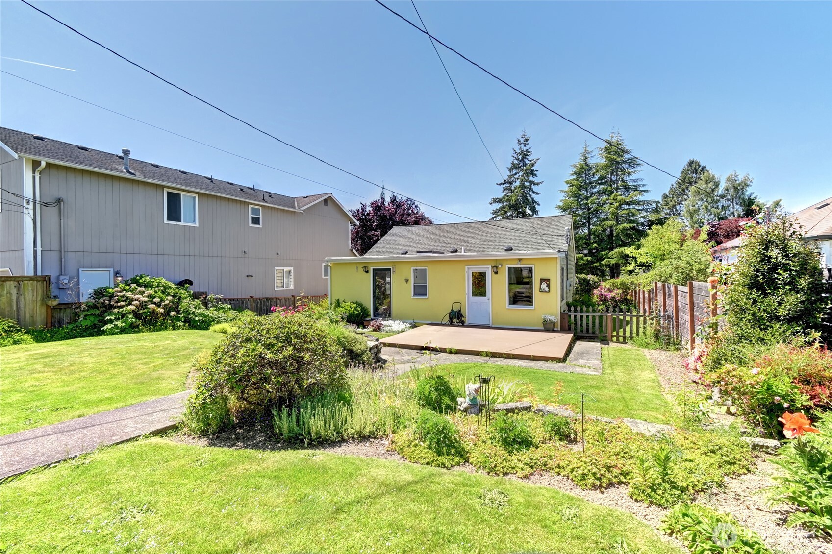1327 Maple Street Everett, WA 98201 - Photo 24 of 31