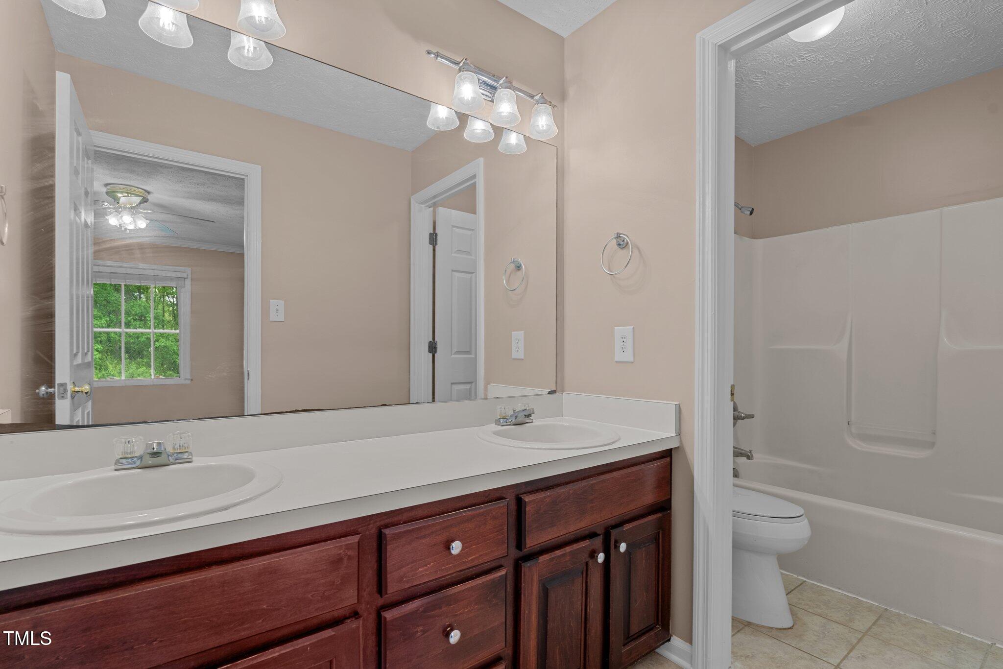 7256 Goldsboro Road Wade, NC 28395 - Photo 3 of 35 11-web-or-mls-DSC02084
