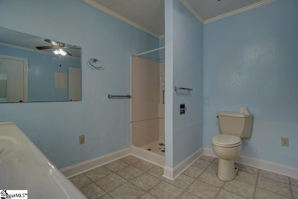 320 Allen Bridge Road Woodruff, SC 29388 - Photo 13 of 26